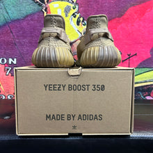 Load image into Gallery viewer, Kanye West Yeezy 350V2 “Earth” Size 10
