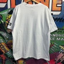 Load image into Gallery viewer, Vintage 90’s New England Patriots Tee Size XL
