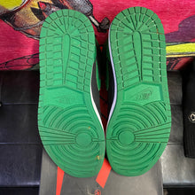Load image into Gallery viewer, Jordan 1 Retro High &quot;Pine Green&quot; Black 2.0 Size 10.5
