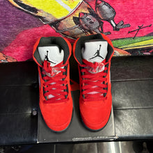Load image into Gallery viewer, Brand New Air Jordan 5 Raging Bull’s Size 7Y

