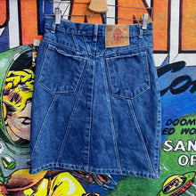 Load image into Gallery viewer, Vintage Jeanjer Denim Skirt size 26”
