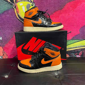 Jordan 1 Retro High Shattered Backboard 3.0 (GS) Size 5.5Y