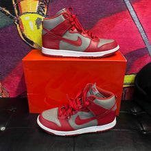 Load image into Gallery viewer, Nike UNLV High Dunks size US 11
