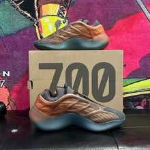 Load image into Gallery viewer, Kanye West Yeezy 700 V3  Copper Haze Size 8
