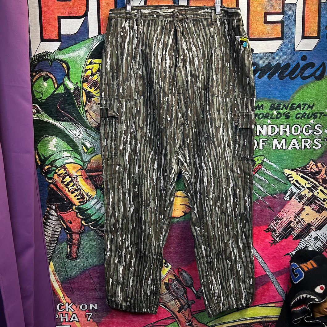Vintage 90’s Camo Adjustable Pants Size 38”-40”