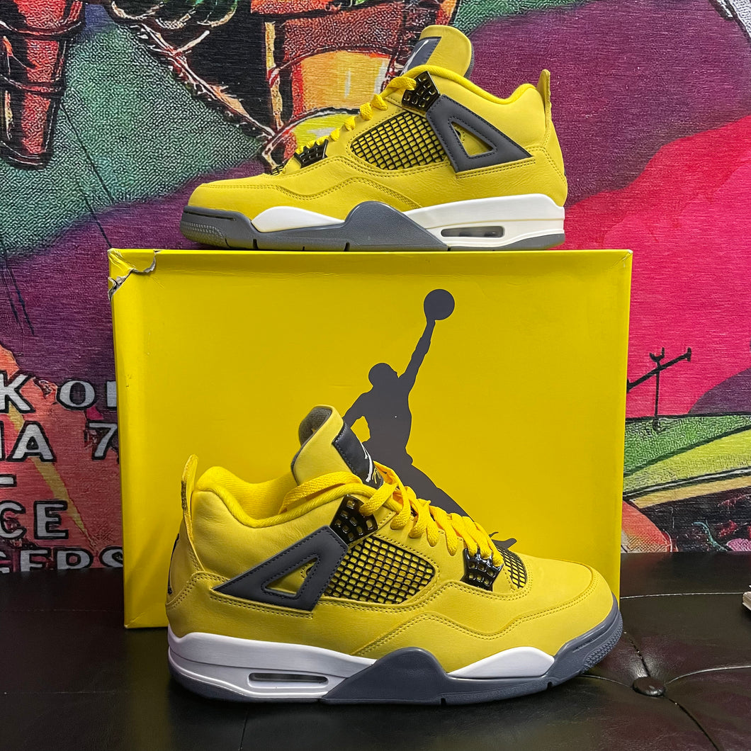 New Jordan 4 Retro Lightning Size 11.5