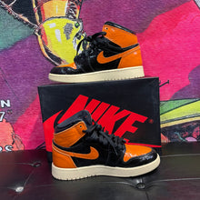 Load image into Gallery viewer, Jordan 1 Retro High Shattered Backboard 3.0 (GS) Size 5.5Y
