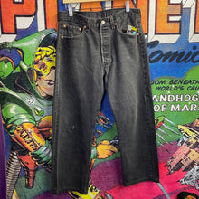 Load image into Gallery viewer, Vintage 90s Black Levis Button Fly Denim size 31”

