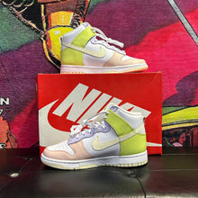 Load image into Gallery viewer, Nike Lemon Twist Dunk High Size 8W
