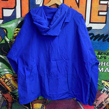 Load image into Gallery viewer, Vintage 90s L.L. Bean Windbreaker size Large
