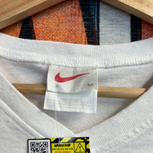 Load image into Gallery viewer, Vintage 90’s Nike Embroidered Swoosh Tee Size Women’s Medium
