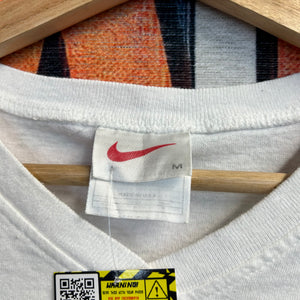 Vintage 90’s Nike Embroidered Swoosh Tee Size Women’s Medium